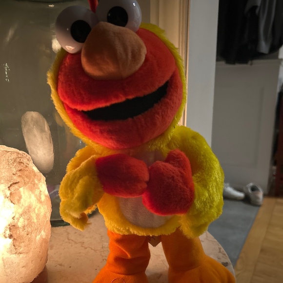 Chicken Elmo Toy - Picture 1 of 4